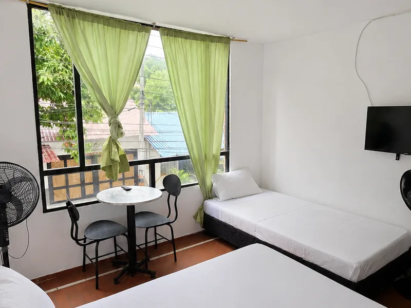 Habitación Triple con cama doble e individual - Hotel La Lolita Nilo